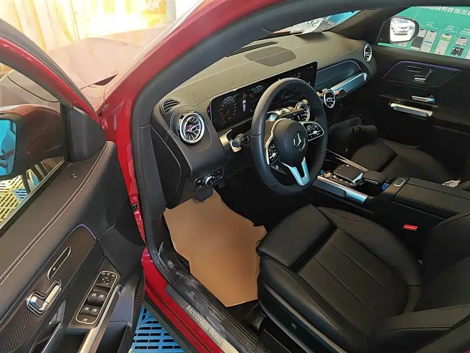 Mercedes-Benz GLB
