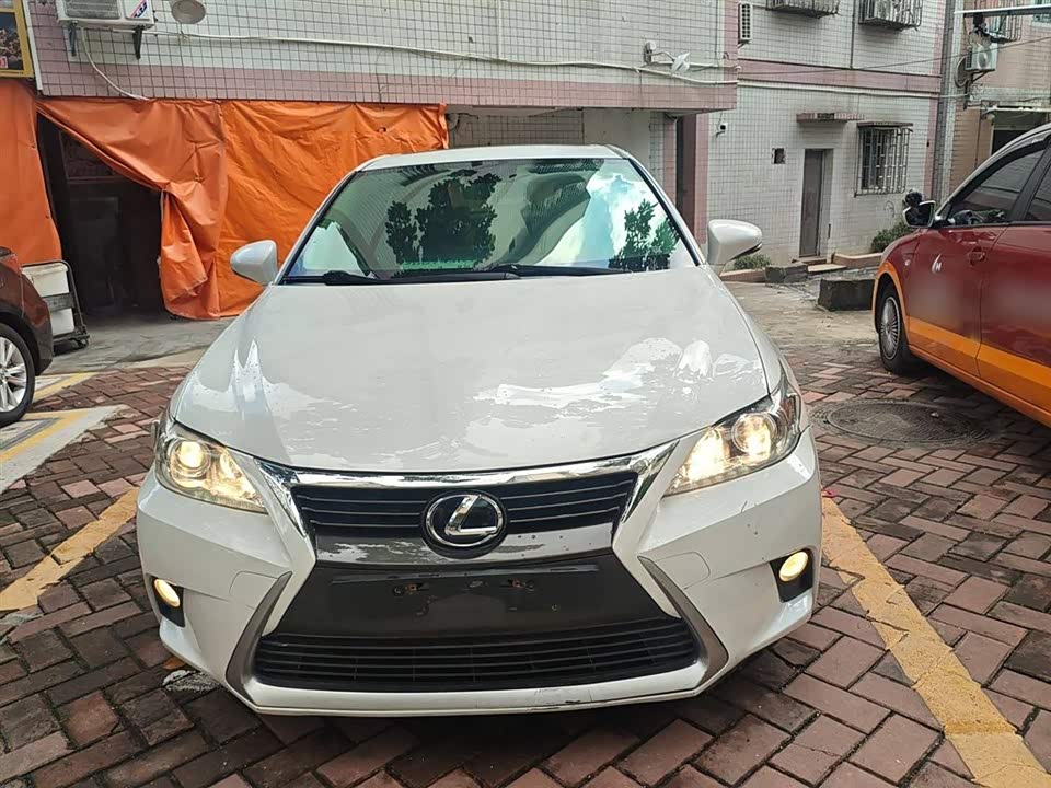 Lexus CT