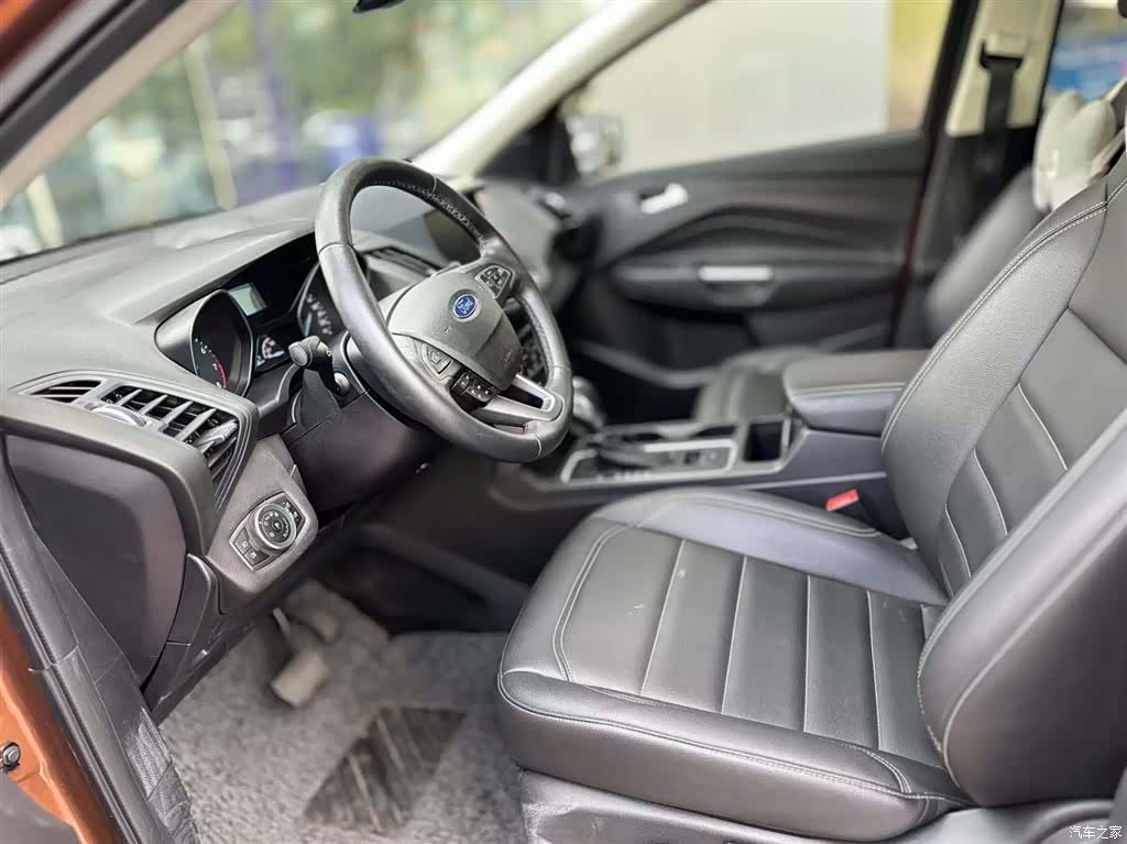 Ford Kuga, 2019 8