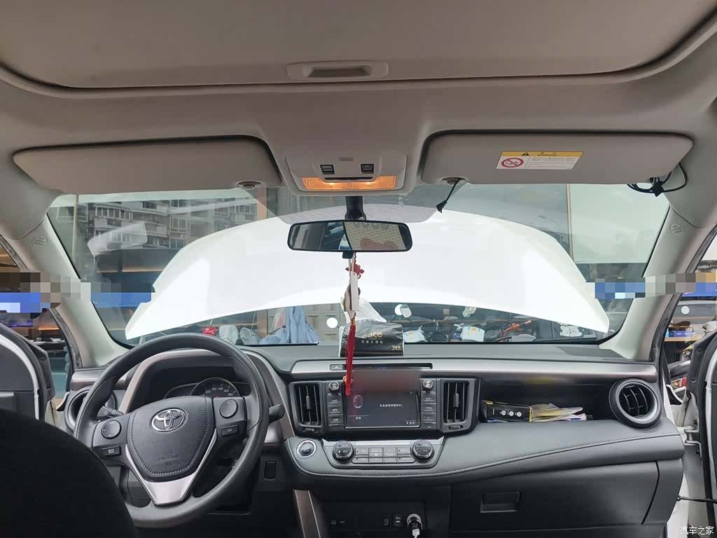 Toyota RAV4, 2016 9