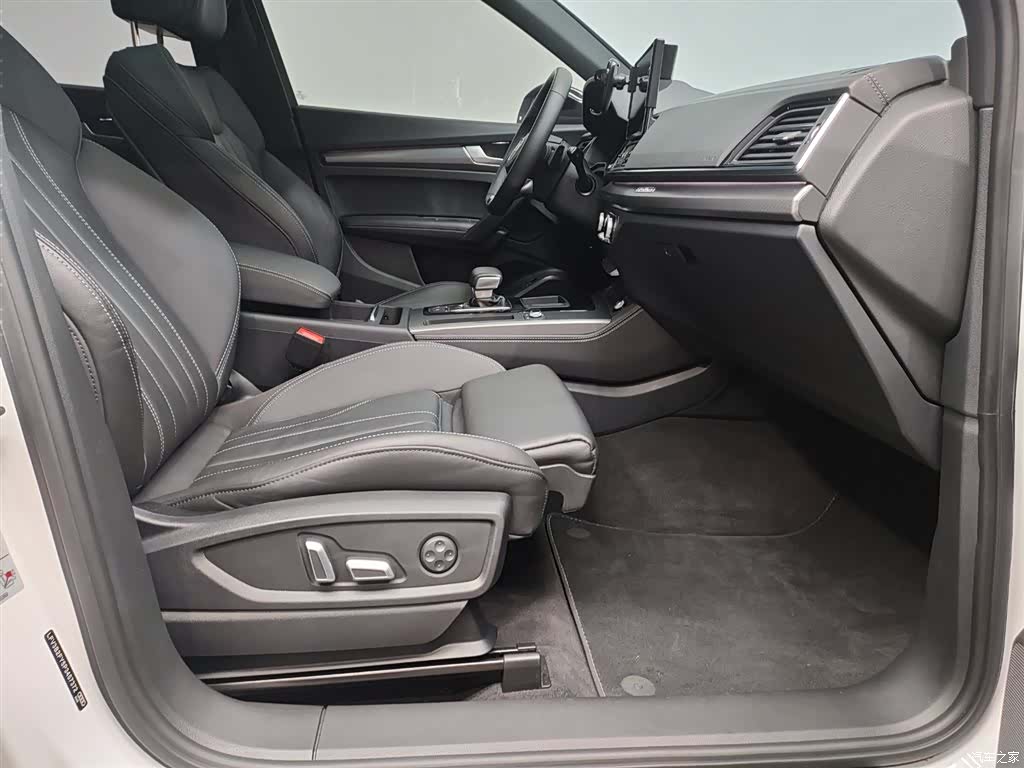 Audi Q5L, 2024 18