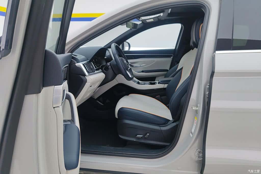 BYD Song, 2023 9