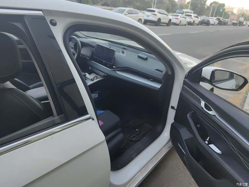 Geely Preface, 2023 20