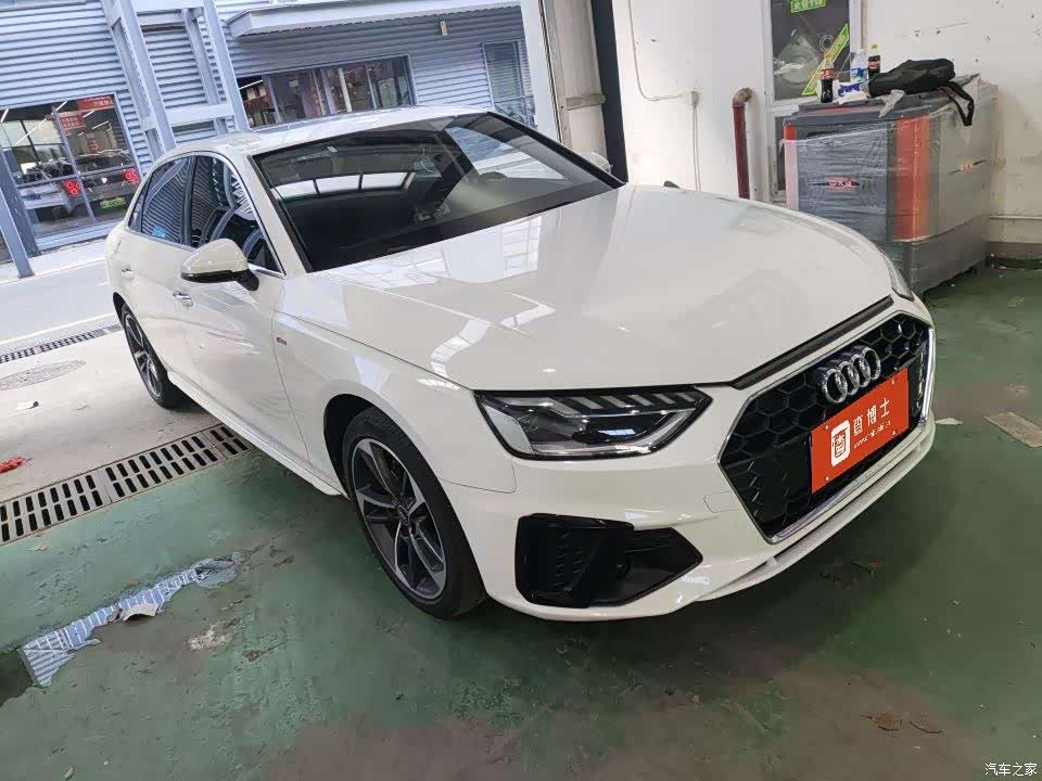 Audi A4L, 2023 3