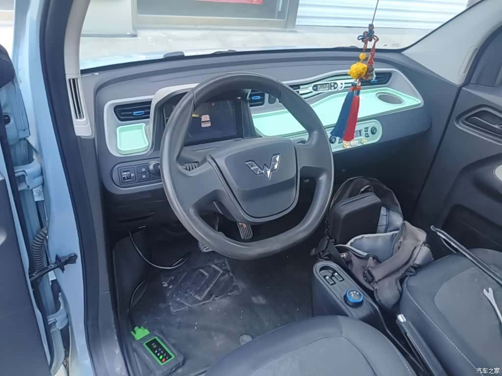 Wuling MINIEV, 2021 11