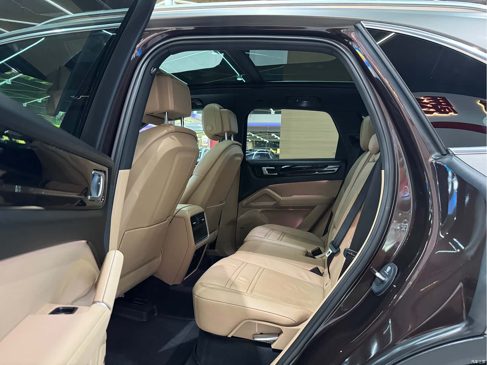 Porsche Cayenne, 2019 8