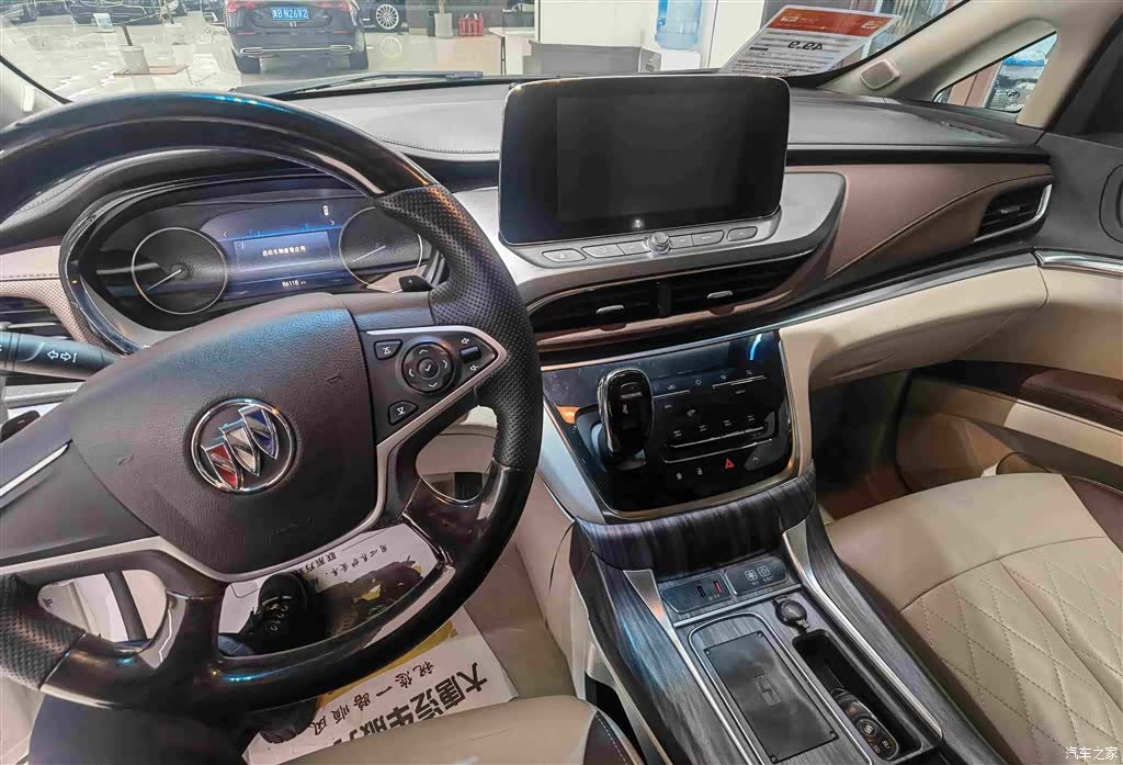 Buick GL8, 2021 4