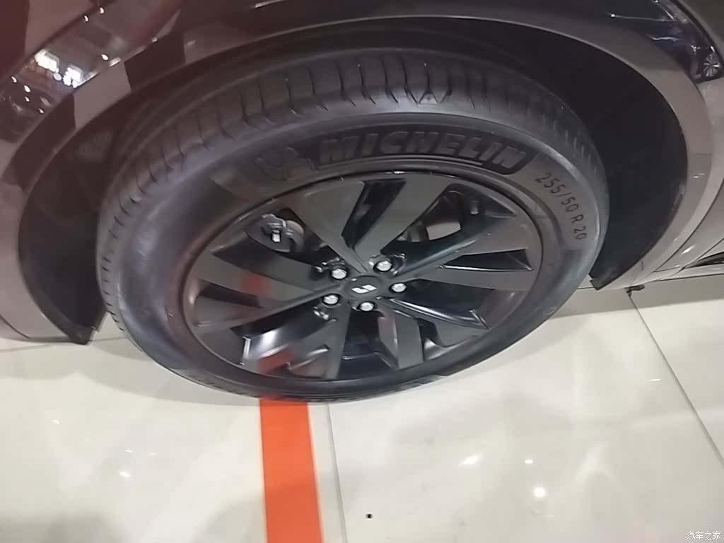 Li Auto L8, 2024 23
