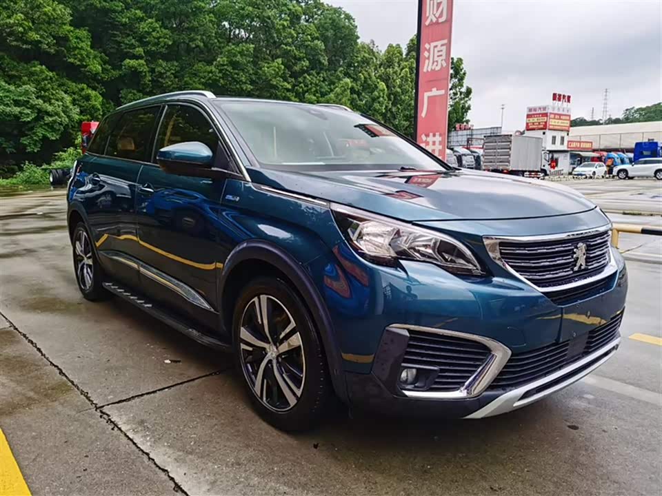 Peugeot 5008