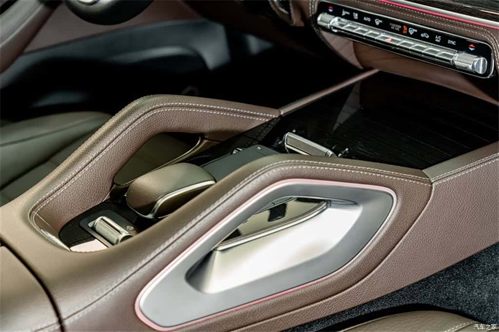 Mercedes-Benz GLS, 2021 19