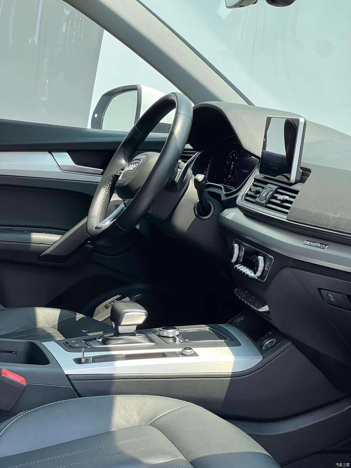 Audi Q5L, 2021 8