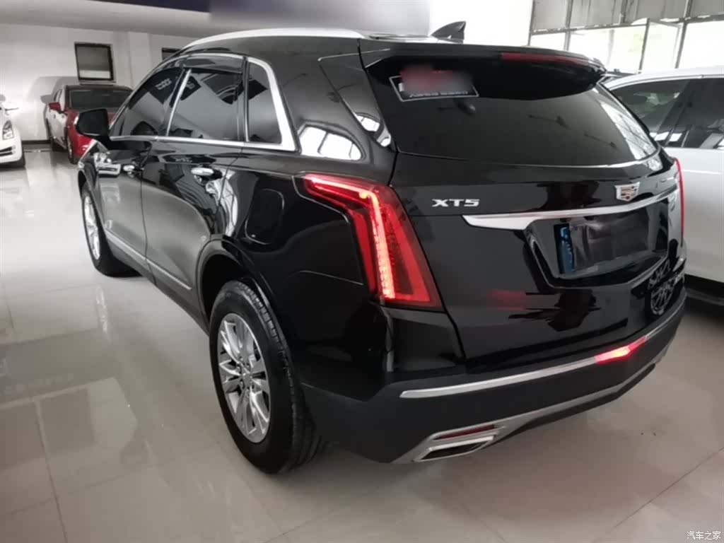 Cadillac XT5, 2022 все фото