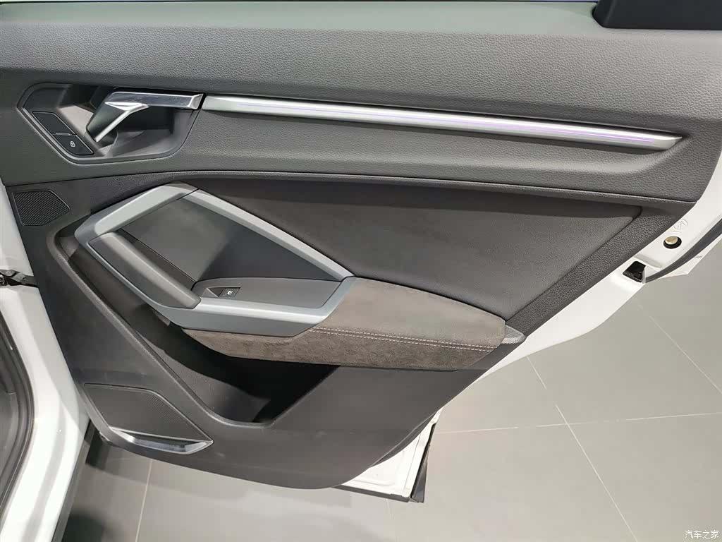Audi Q3, 2021 26
