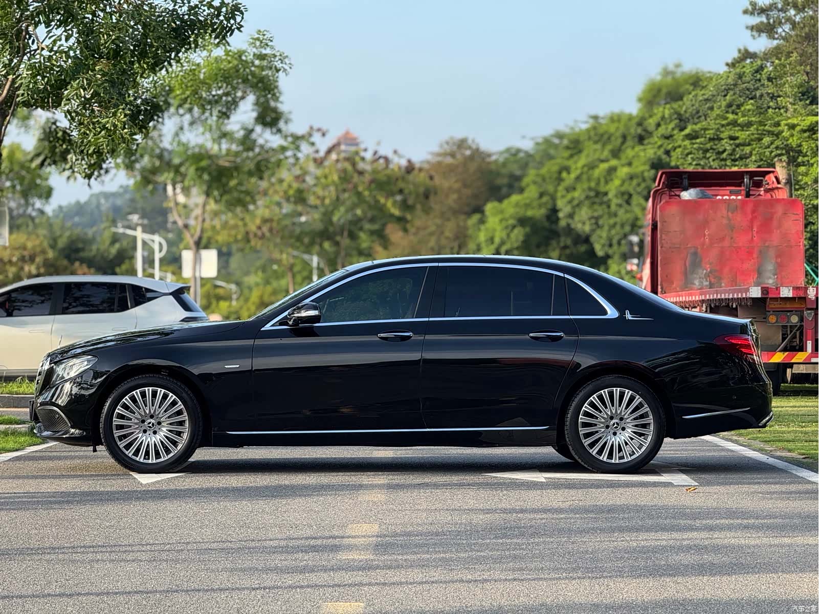 Mercedes-Benz E-Class, 2020 7