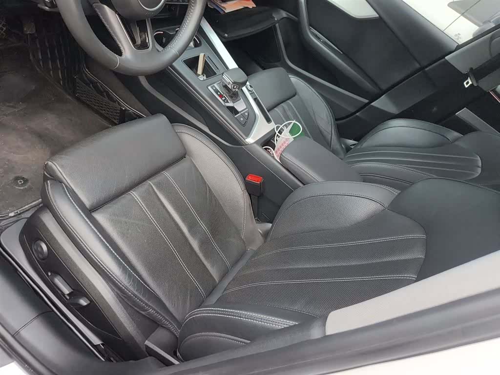 Audi A4L, 2020 8