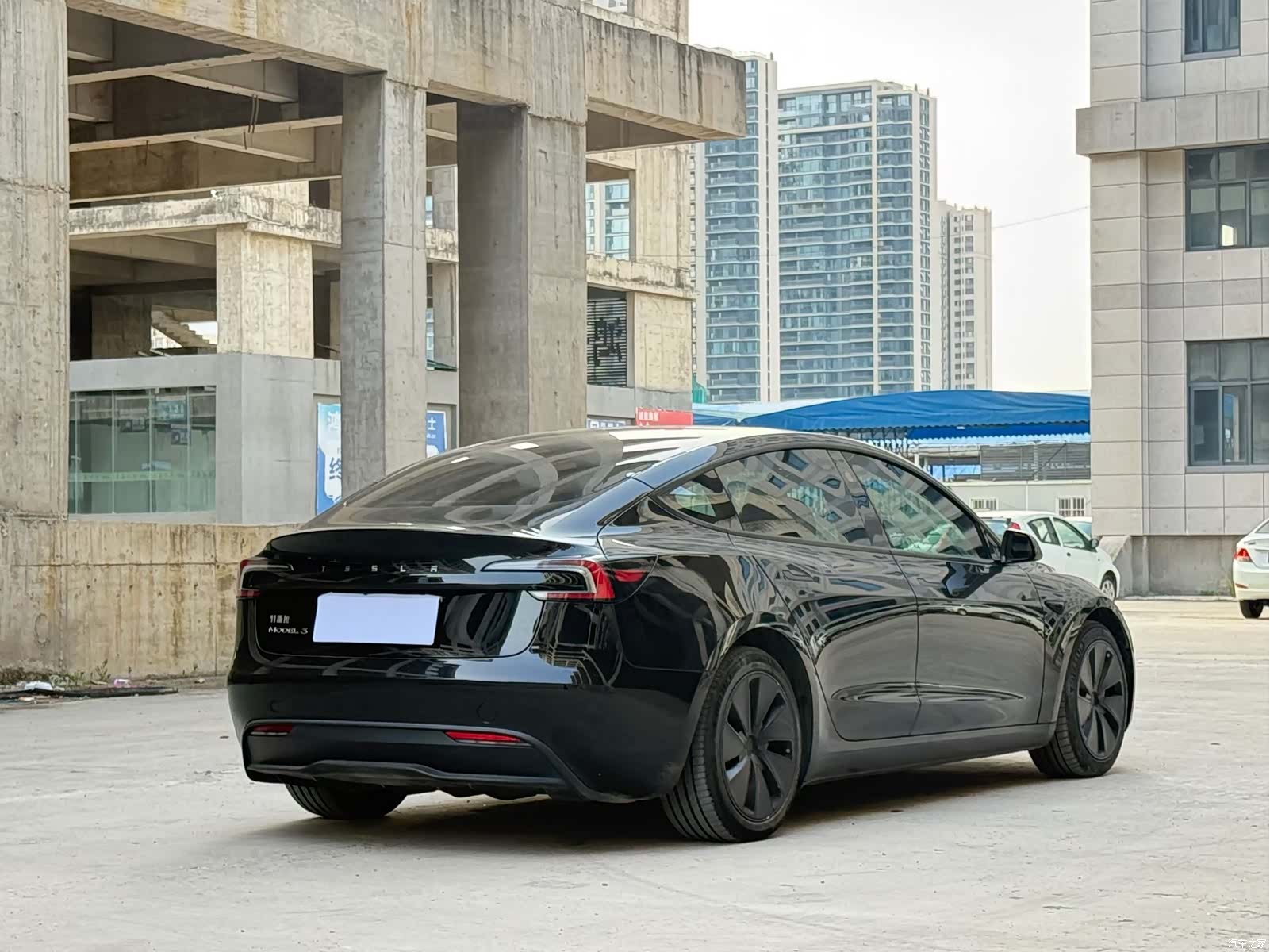 Tesla Model 3, 2024 9