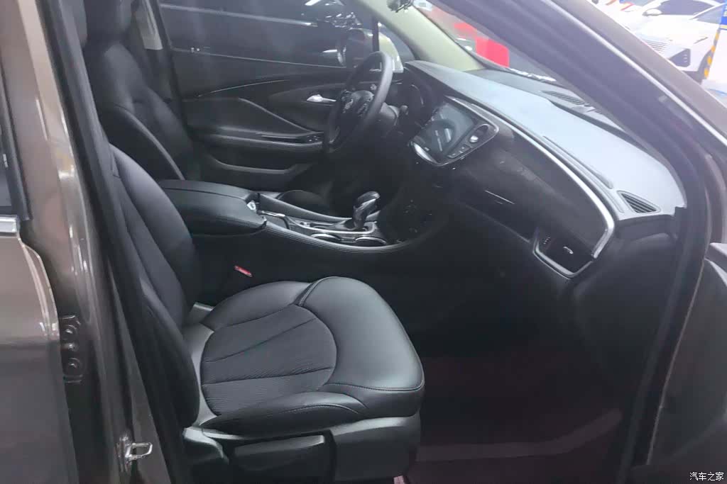 Buick Envision Plus, 2018 8