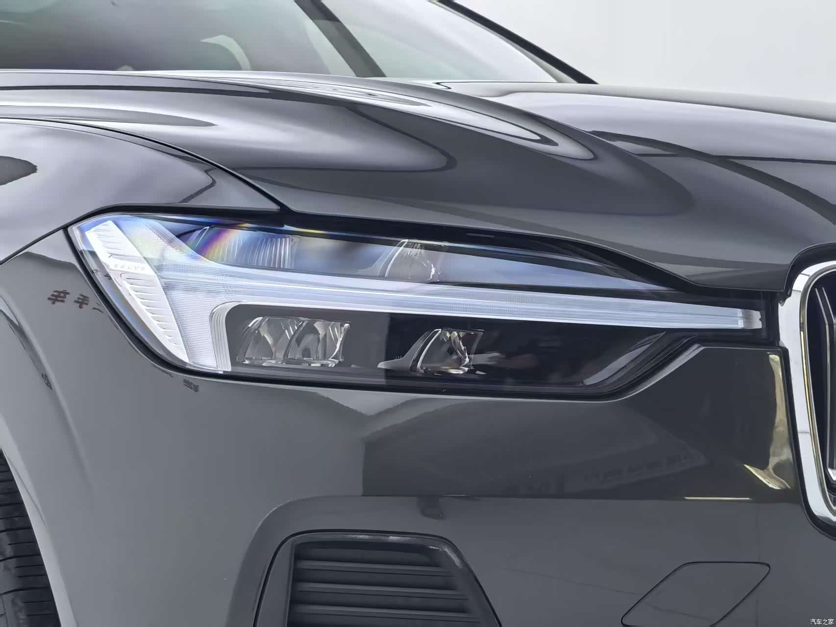 Volvo XC60, 2022 4