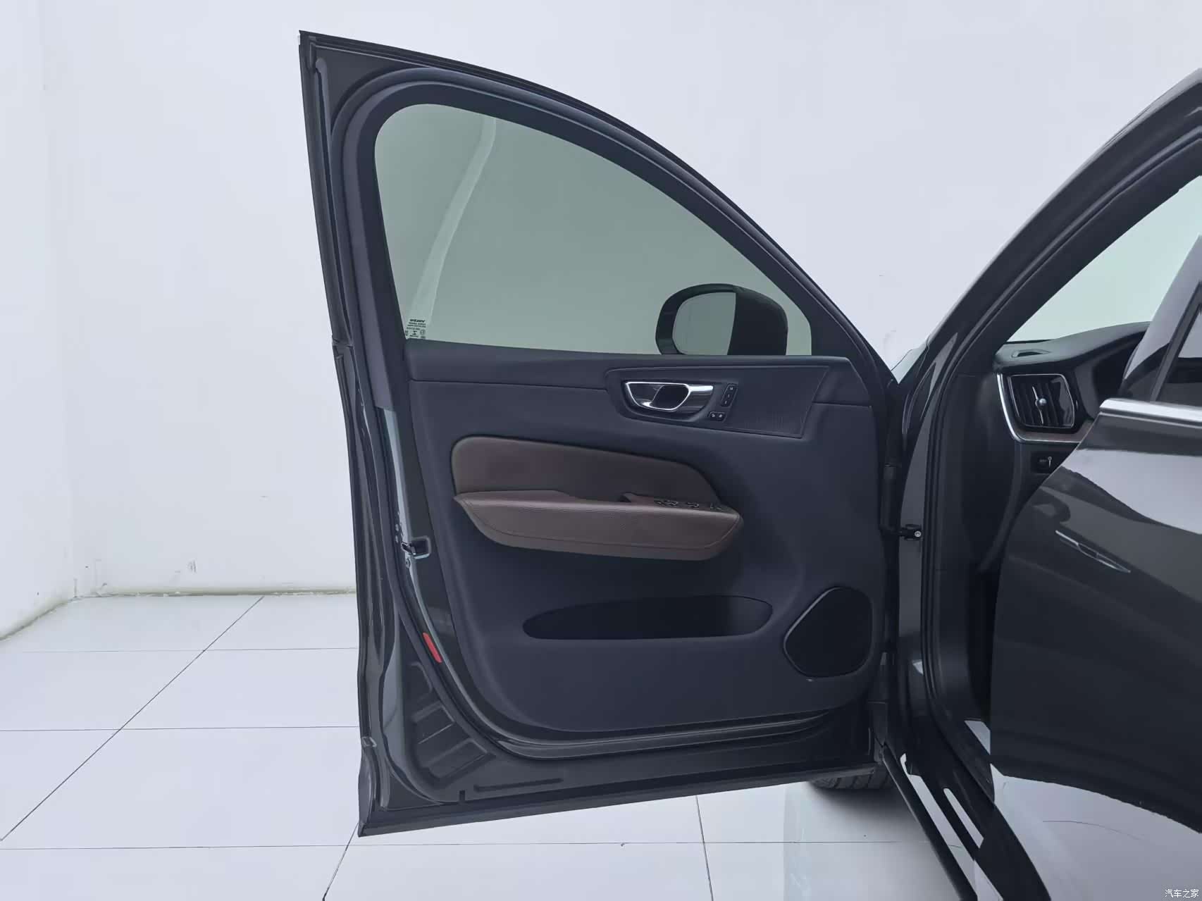 Volvo XC60, 2022 20
