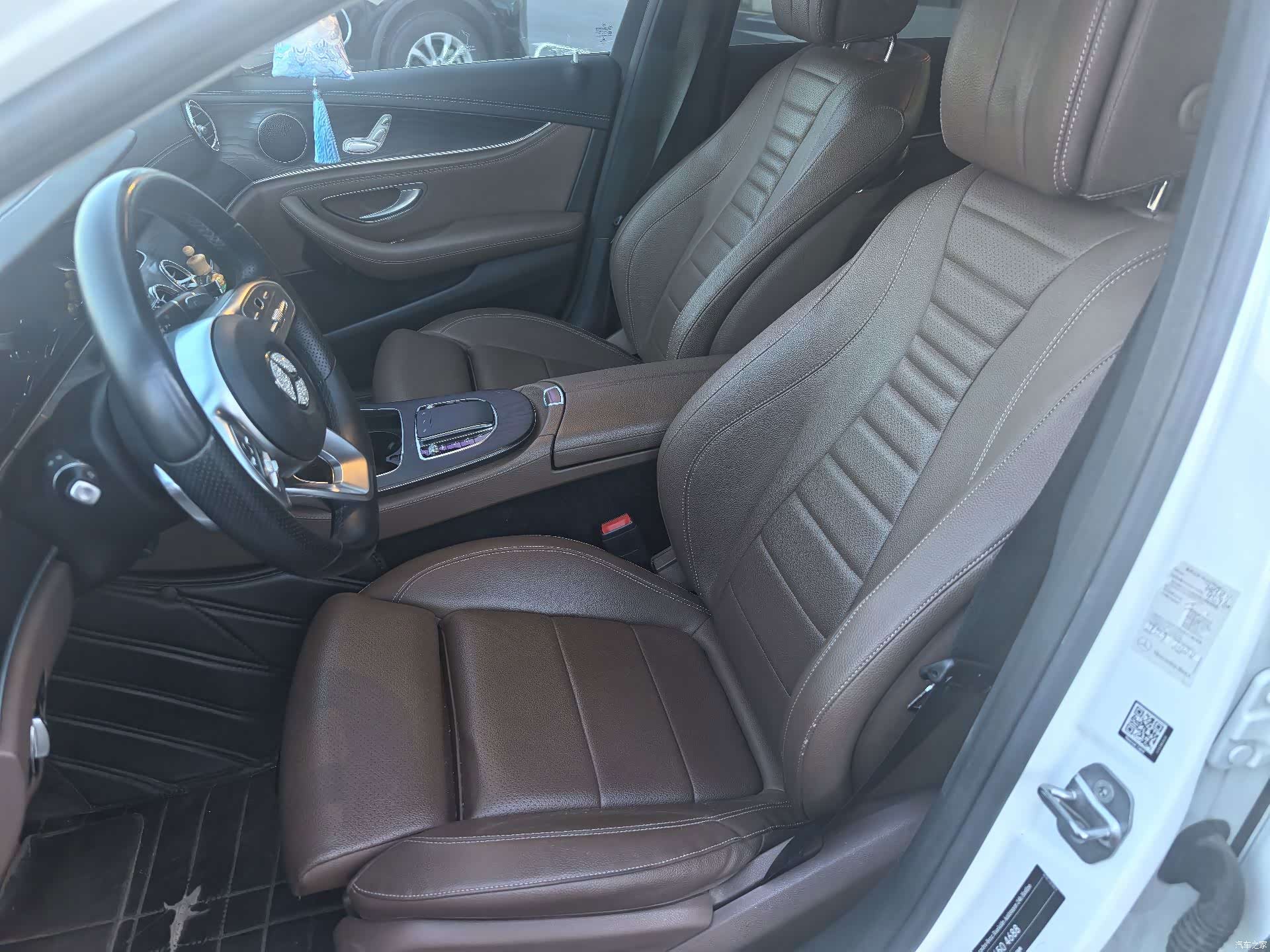 Mercedes-Benz E-Class, 2019 10