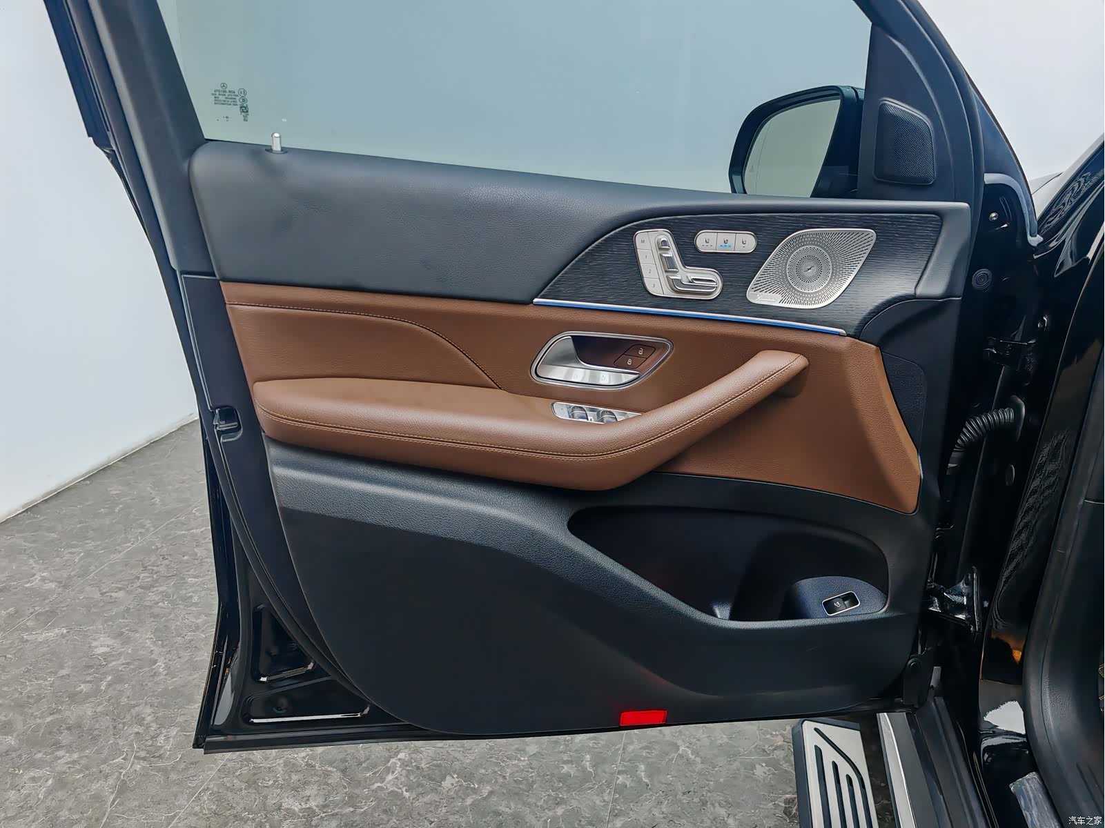 Mercedes-Benz GLE, 2024 19
