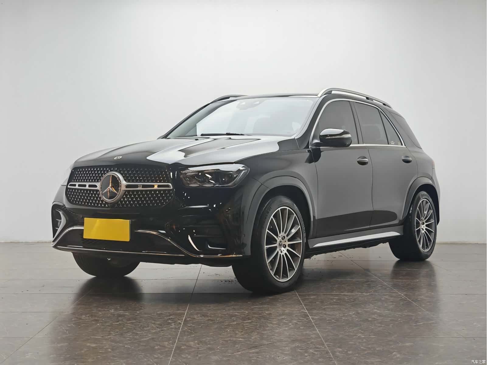 Mercedes-Benz GLE, 2024 1