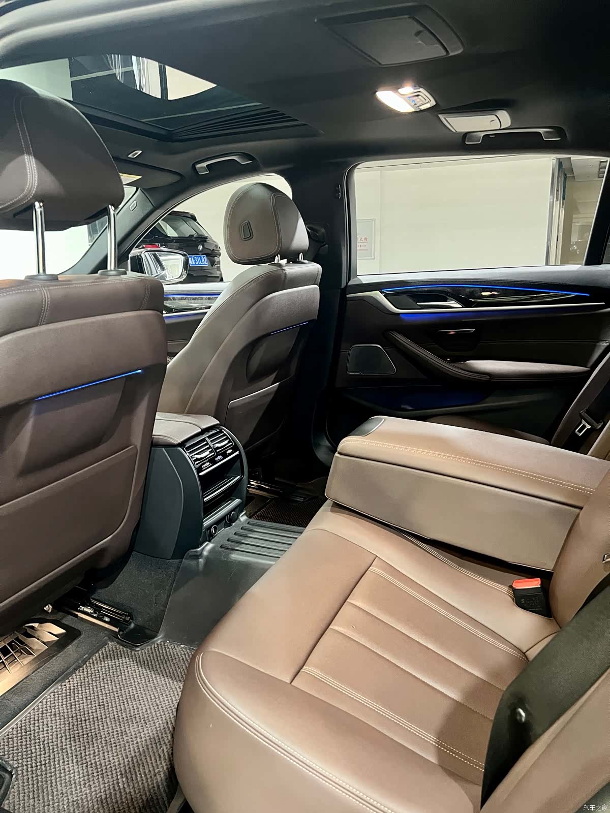 BMW 5 Series, 2018 9