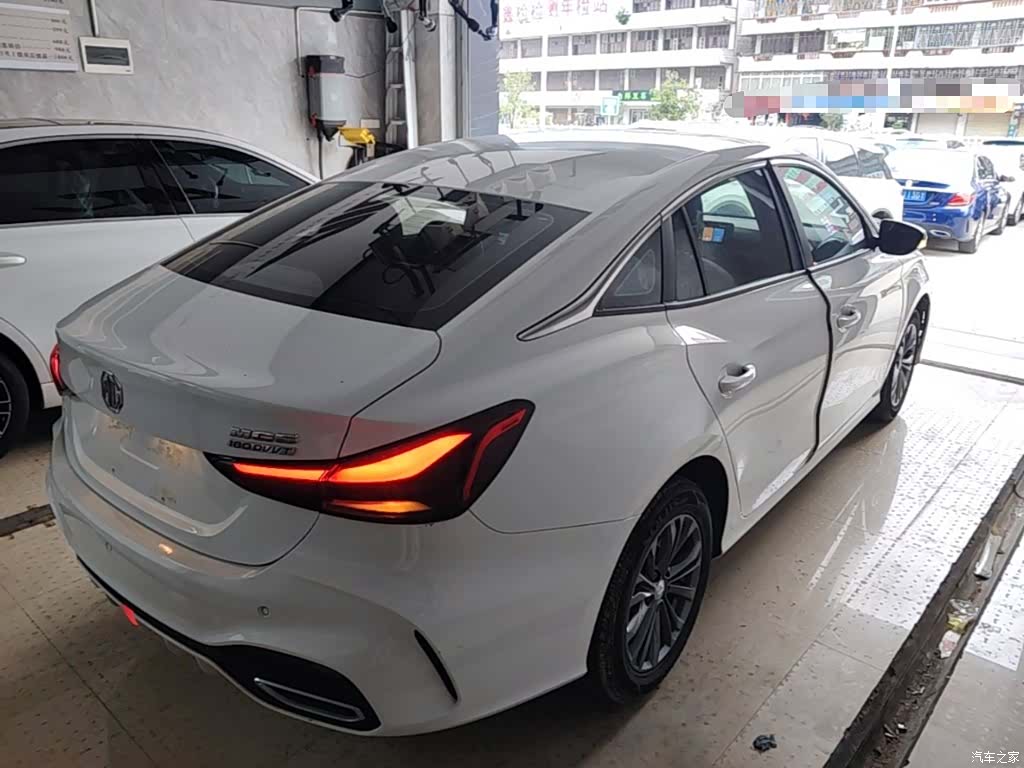 MG MG5, 2025 7