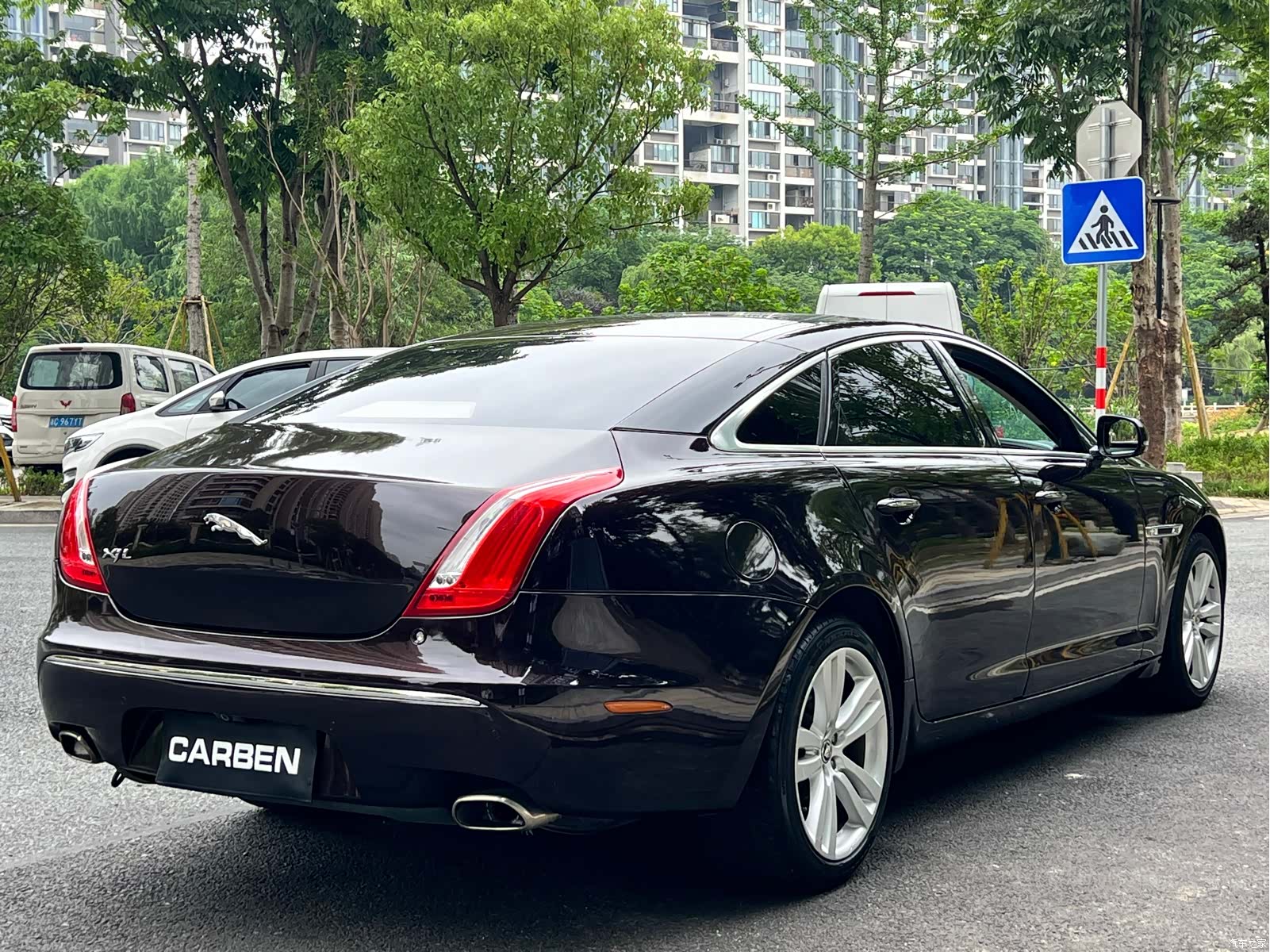 Jaguar XJ, 2012 все фото