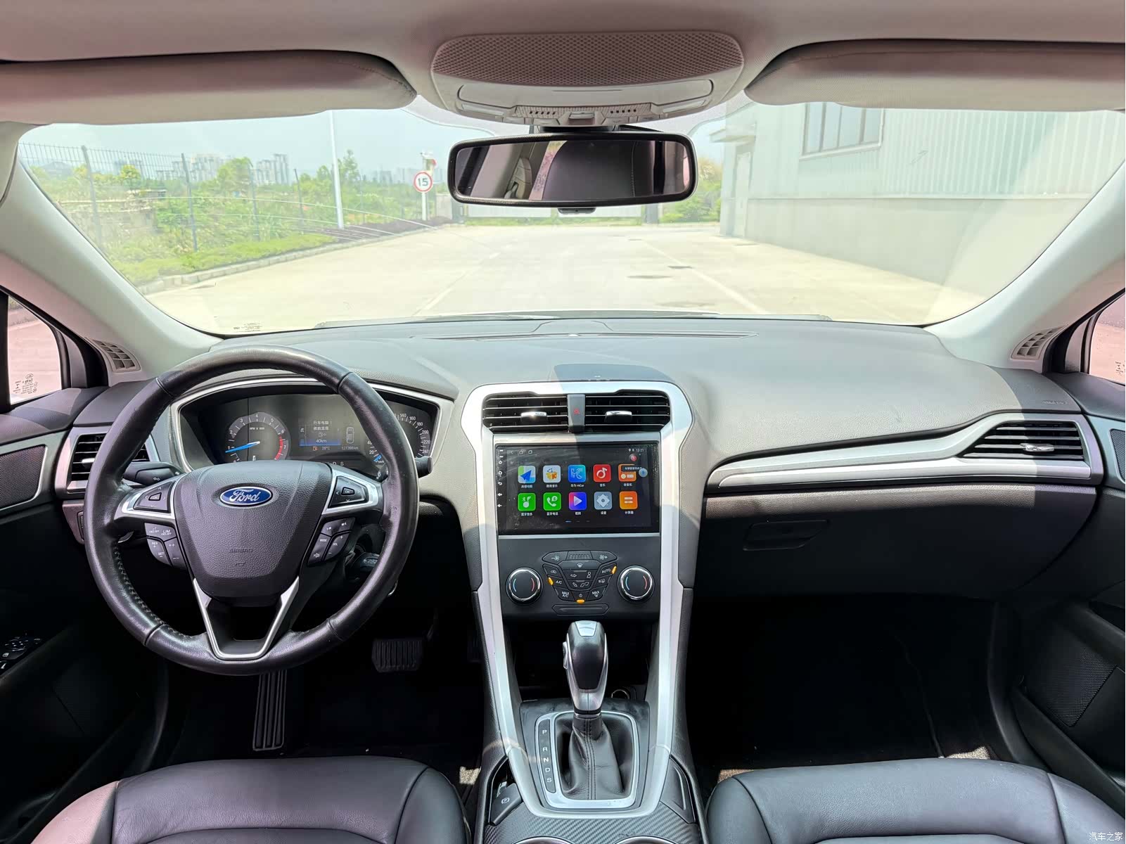 Ford Mondeo, 2016 8