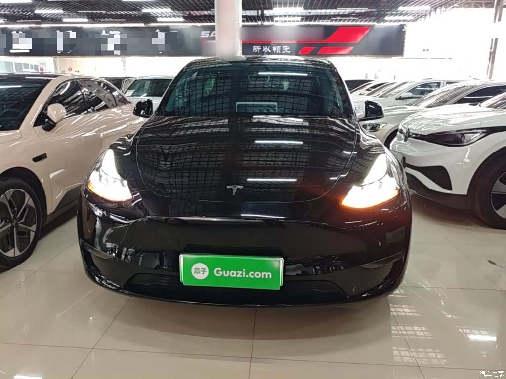 Tesla Model Y, 2021 3