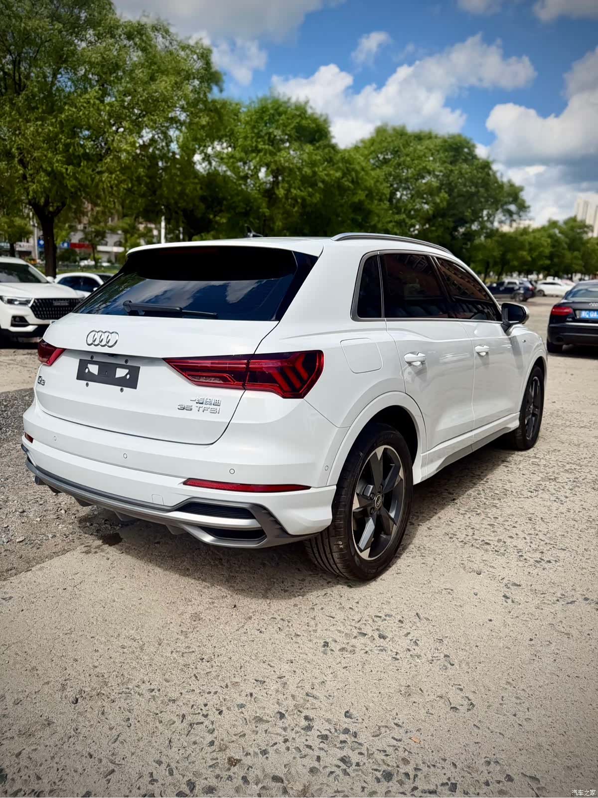 Audi Q3, 2023 6