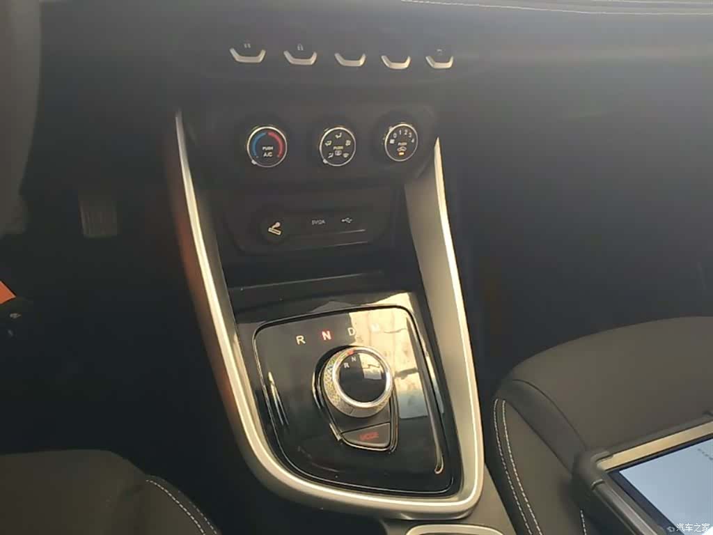 Wuling 530, 2018 14