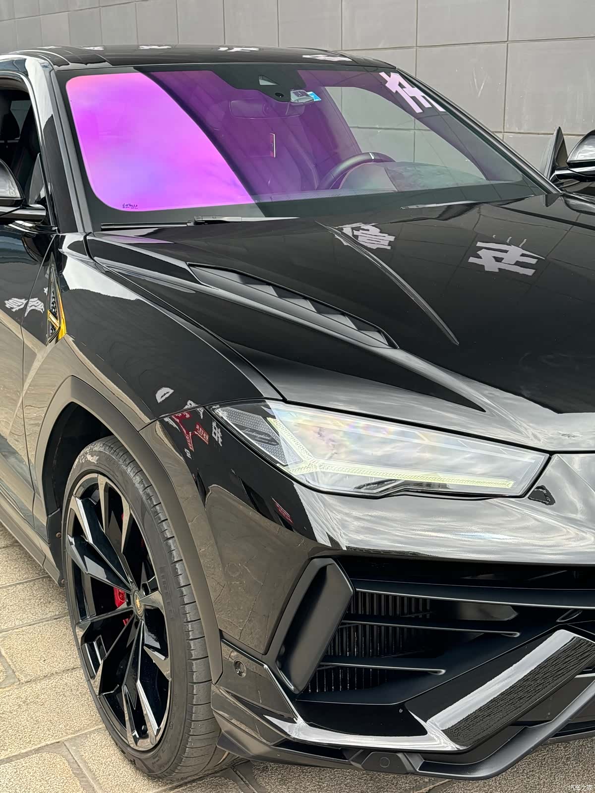 Lamborghini Urus, 2023 13