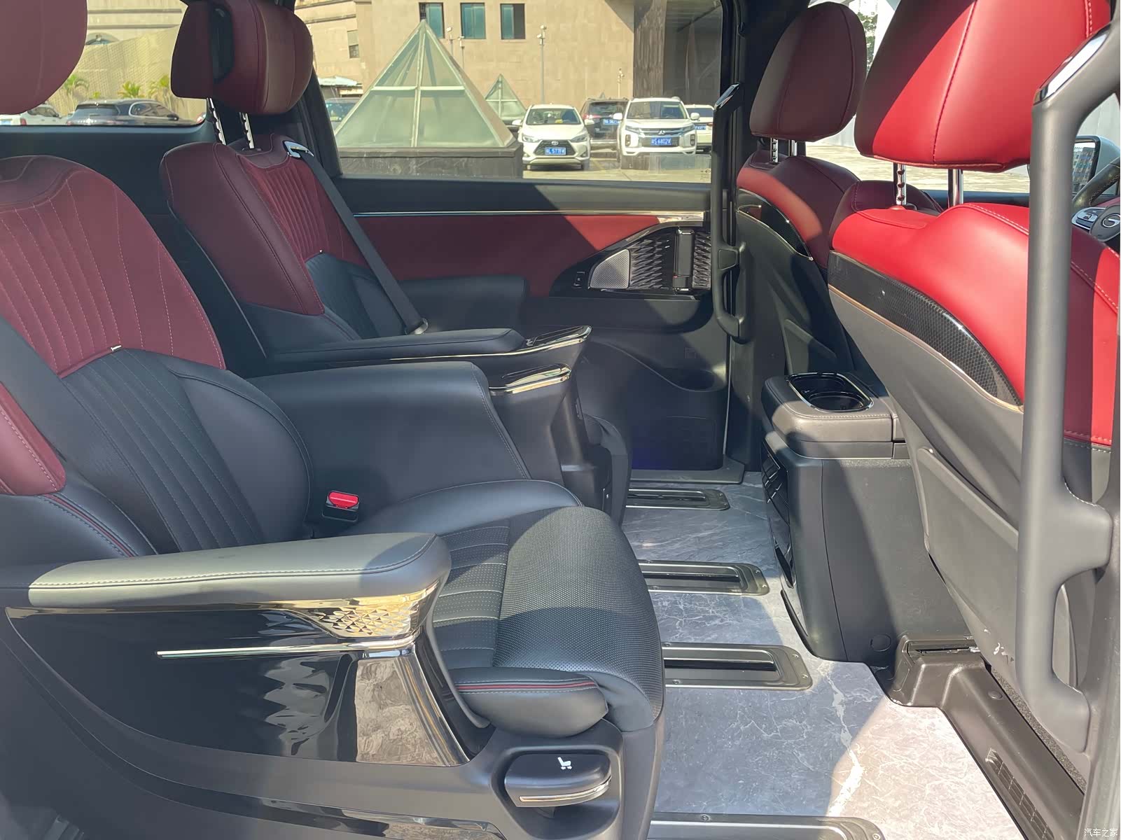 Trumpchi M8, 2023 13