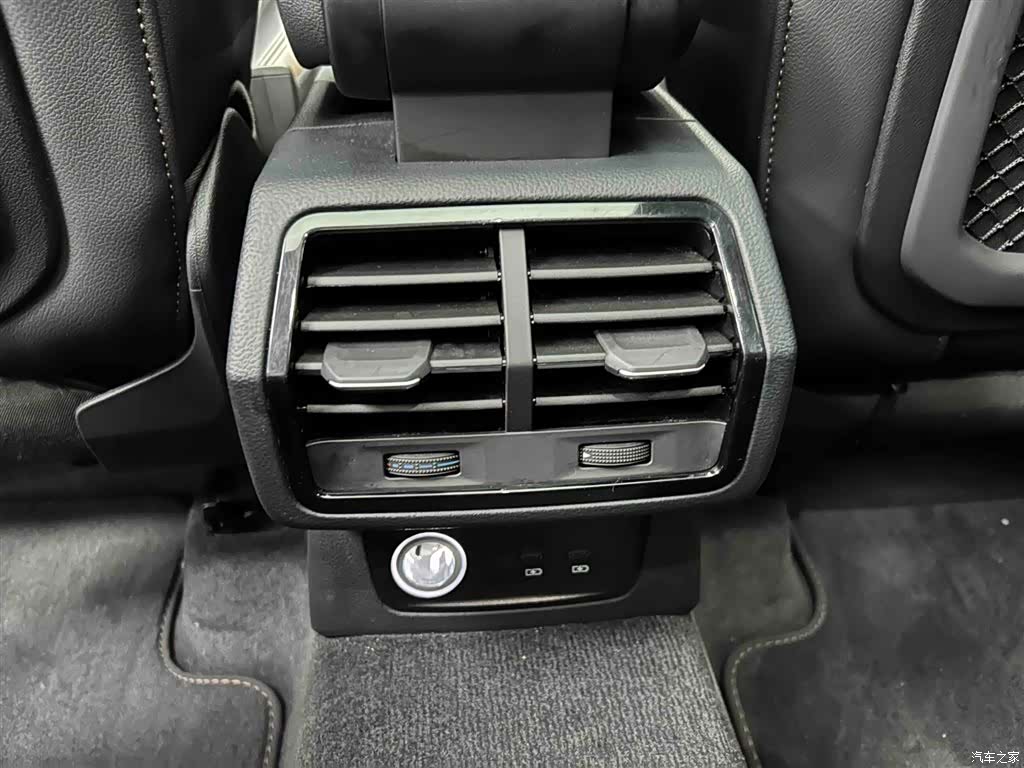 Audi Q3, 2023 15