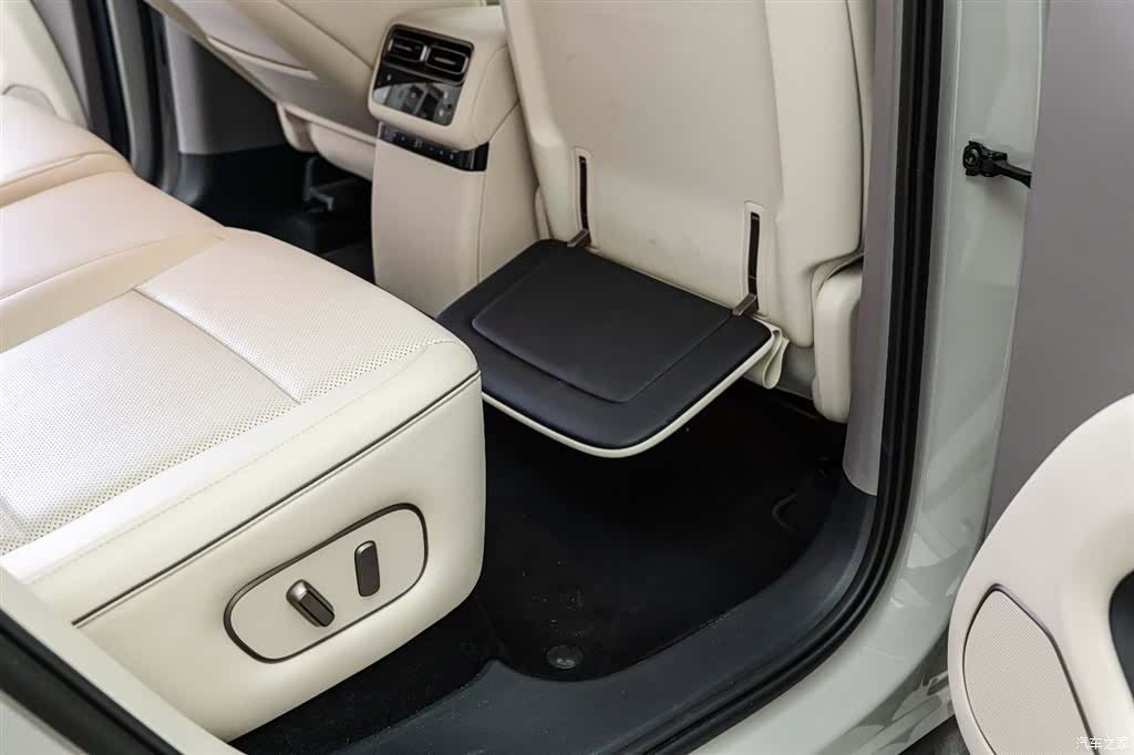 Li Auto i6, 2025 19