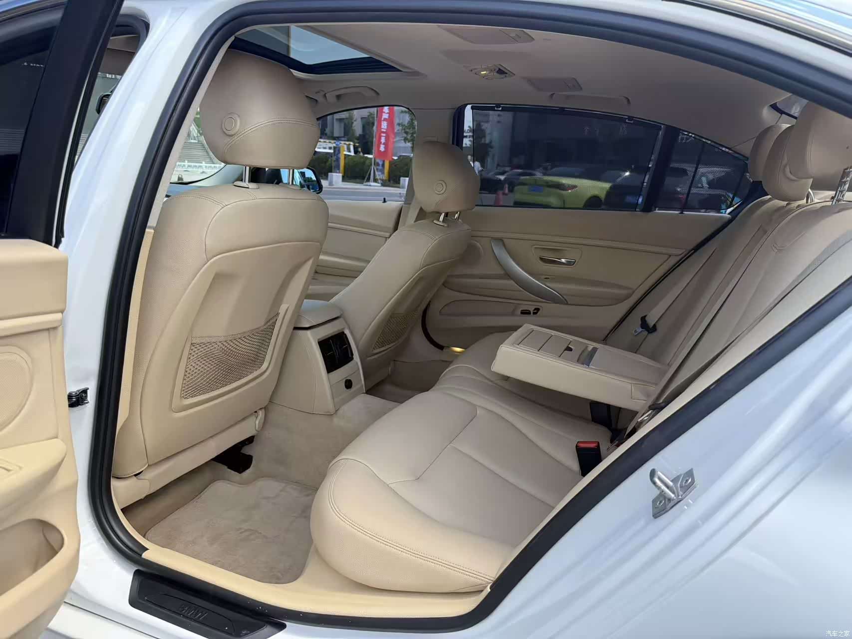 BMW 3 Series, 2015 7