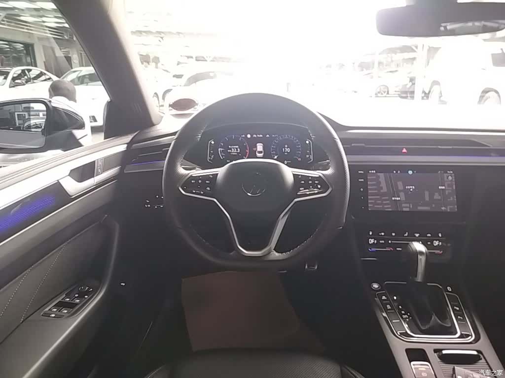 Volkswagen CC, 2025 11
