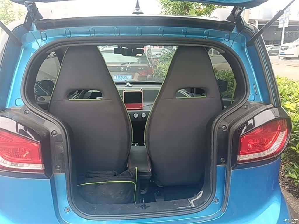 Wuling E100, 2020 19