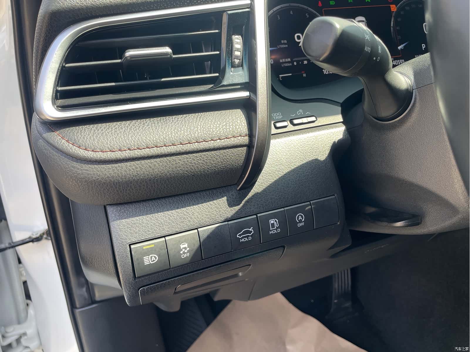 Toyota Camry, 2023 24