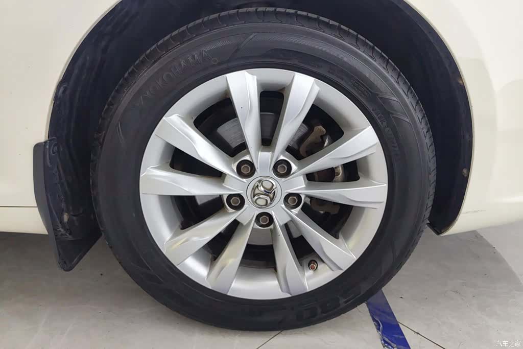 BAIC D50, 2016 6