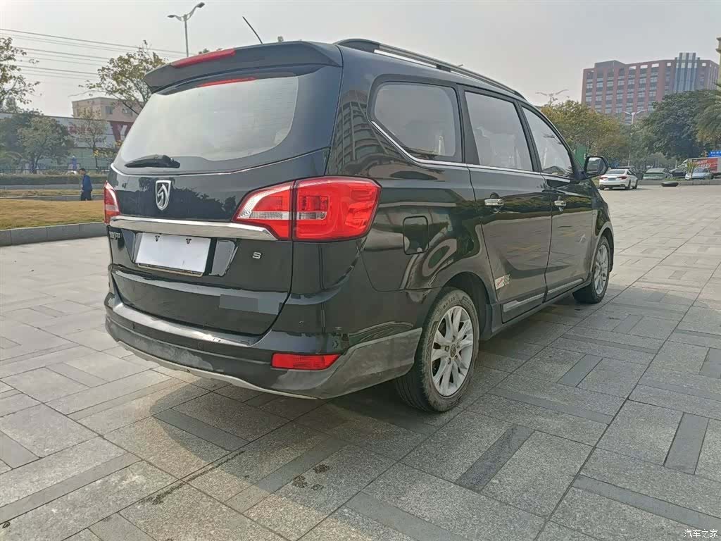Wuling 730, 2016 11