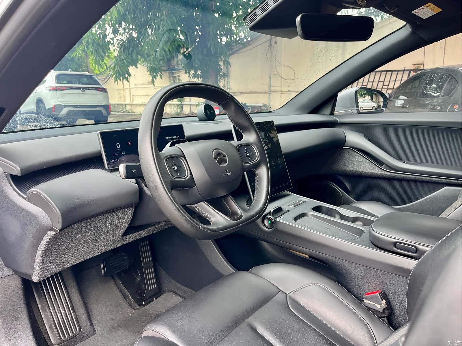 NIO ET5, 2024 10
