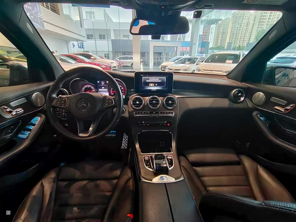 Mercedes-Benz GLC Mercedes-Benz GLC