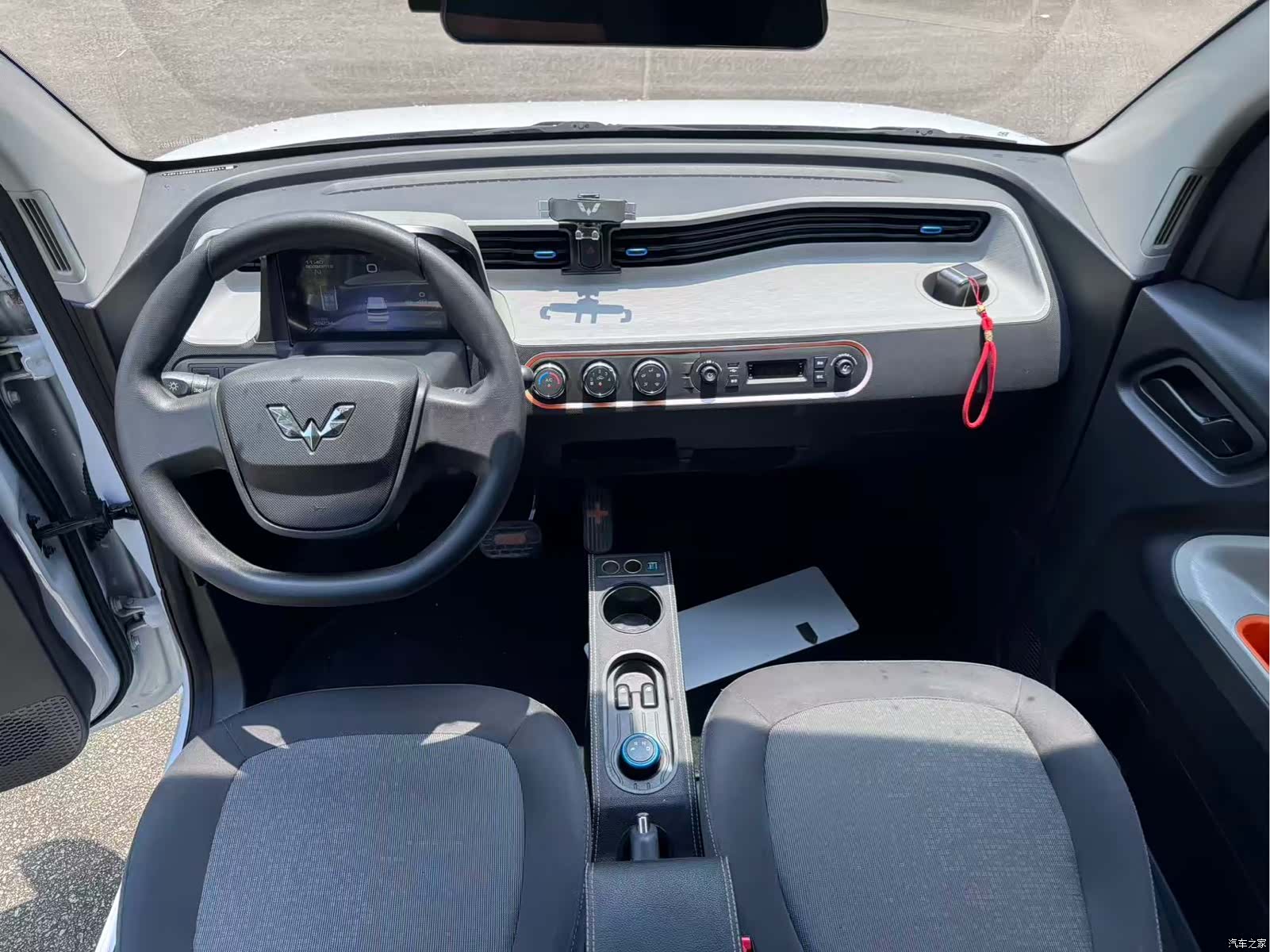 Wuling MINIEV, 2021 7