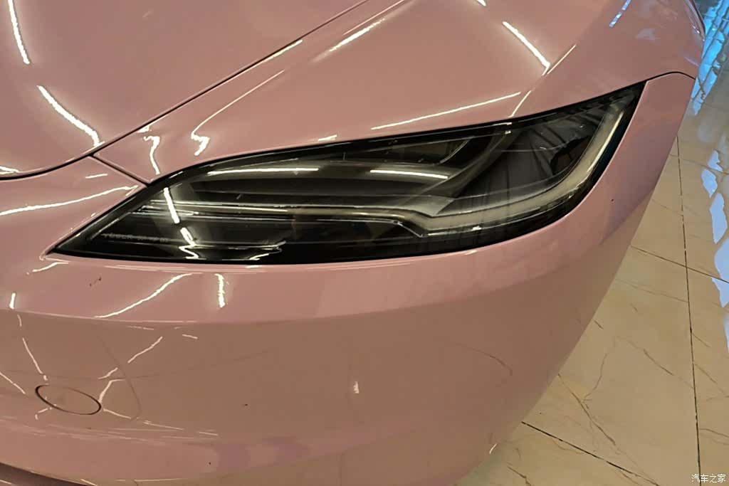 Tesla Model 3, 2024 все фото