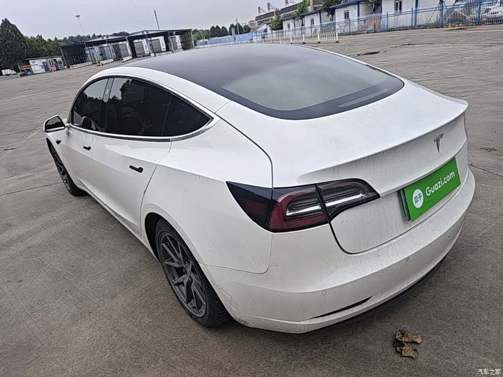 Tesla Model 3, 2021 все фото