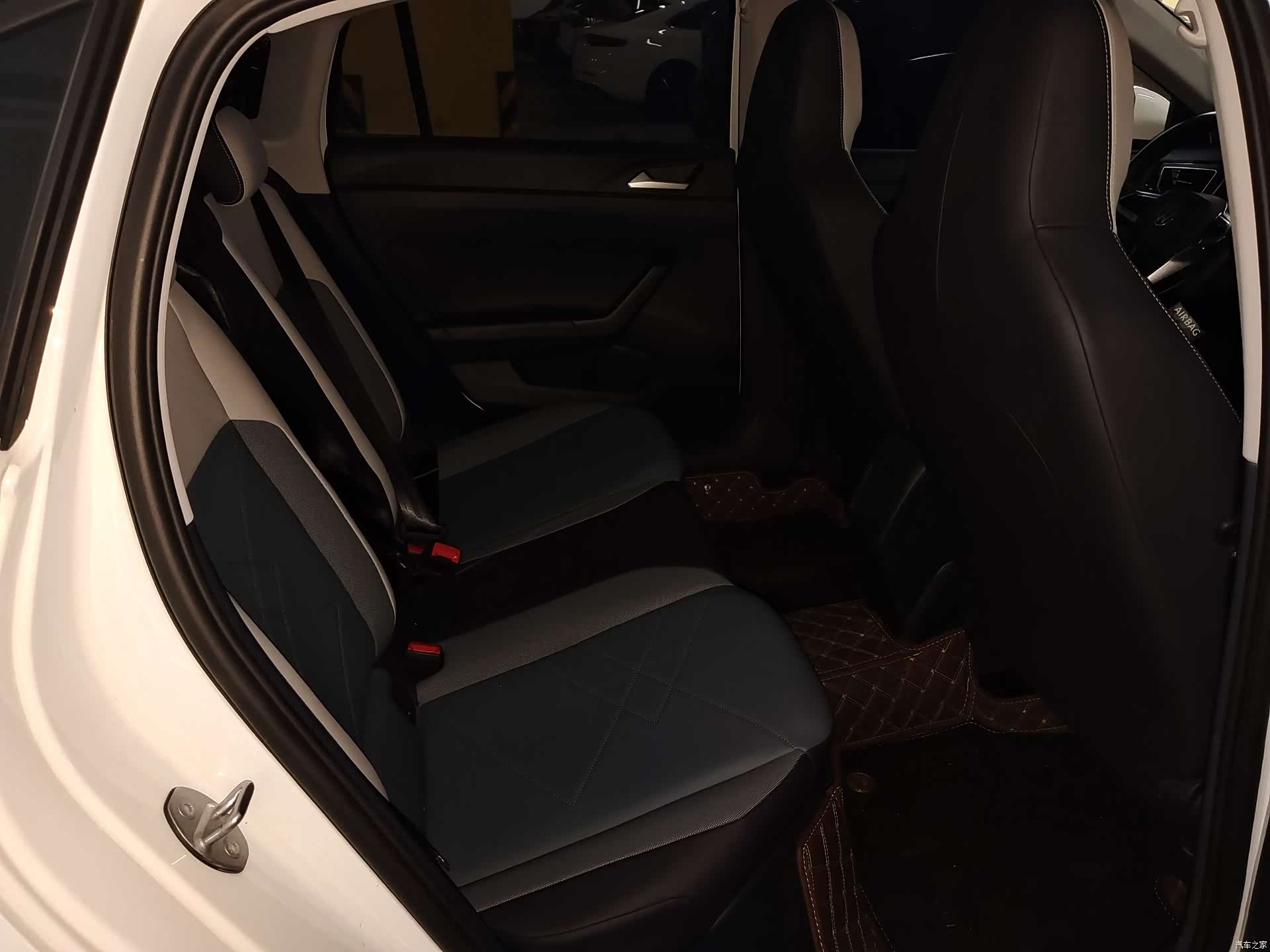 Volkswagen Lavida, 2026 10