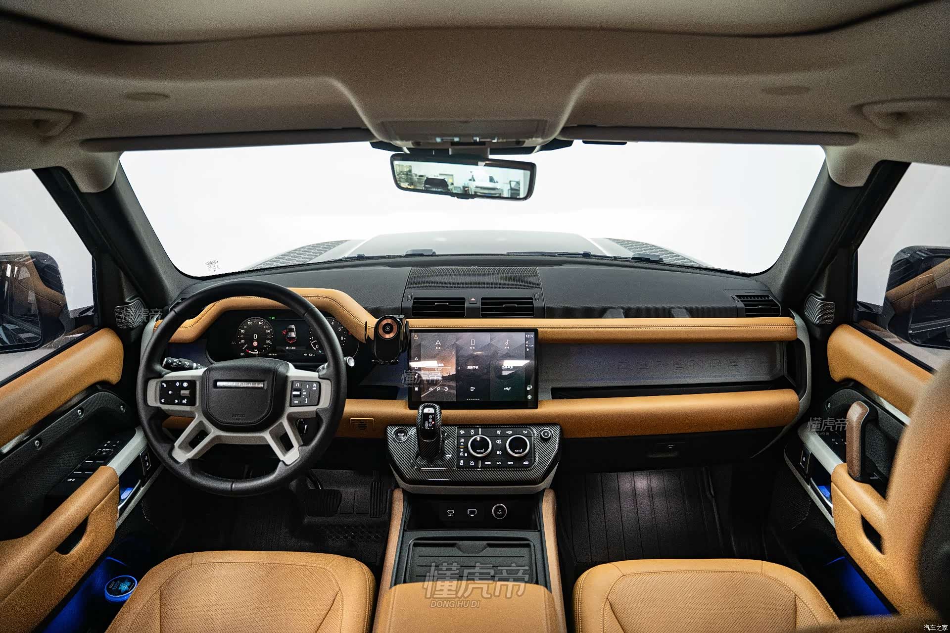Land Rover Defender, 2023 11